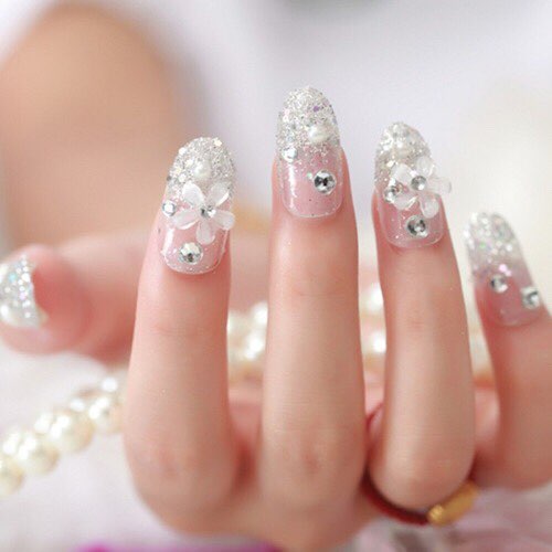 QUEEN NAILS - Manicure